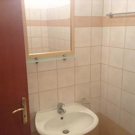 Anna Διαμέρισμα *